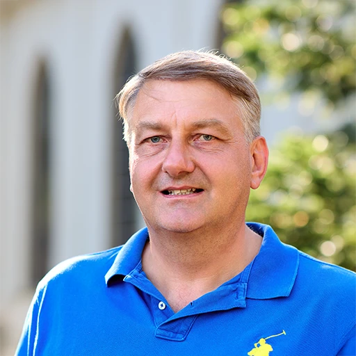 dr-martin-betge-pub-leo